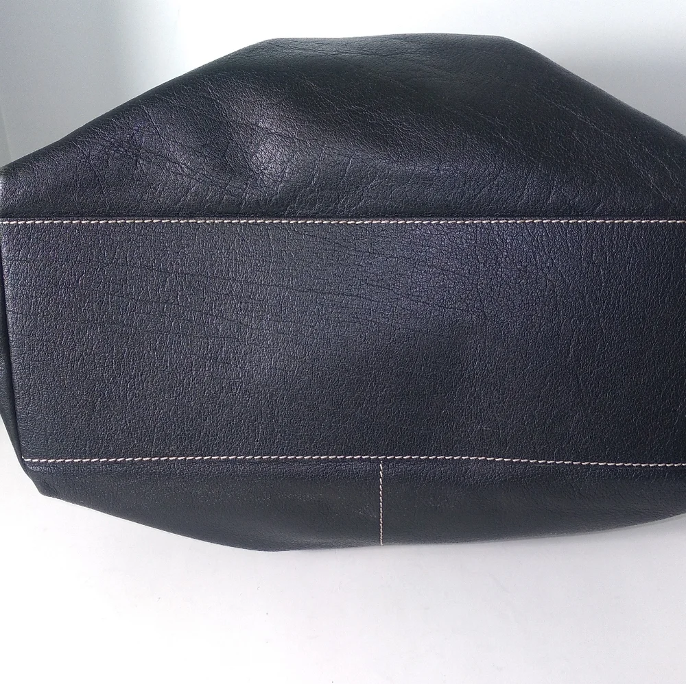 DOONEY & BOURKE DILLEN Black Pebbled Leather Large Hobo Bag